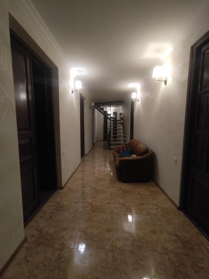 Rustavi Guest House Buitenkant foto