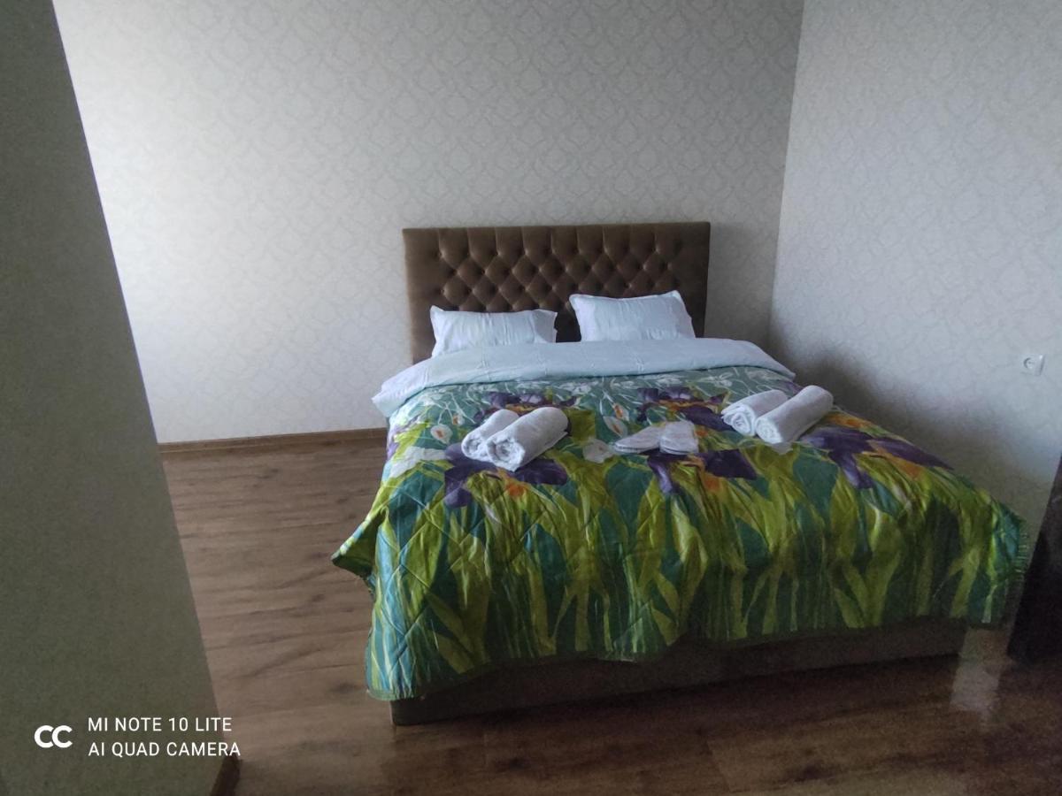 Rustavi Guest House Buitenkant foto