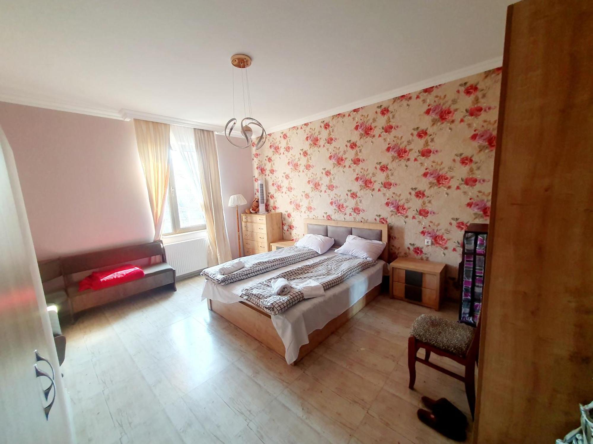 Rustavi Guest House Buitenkant foto