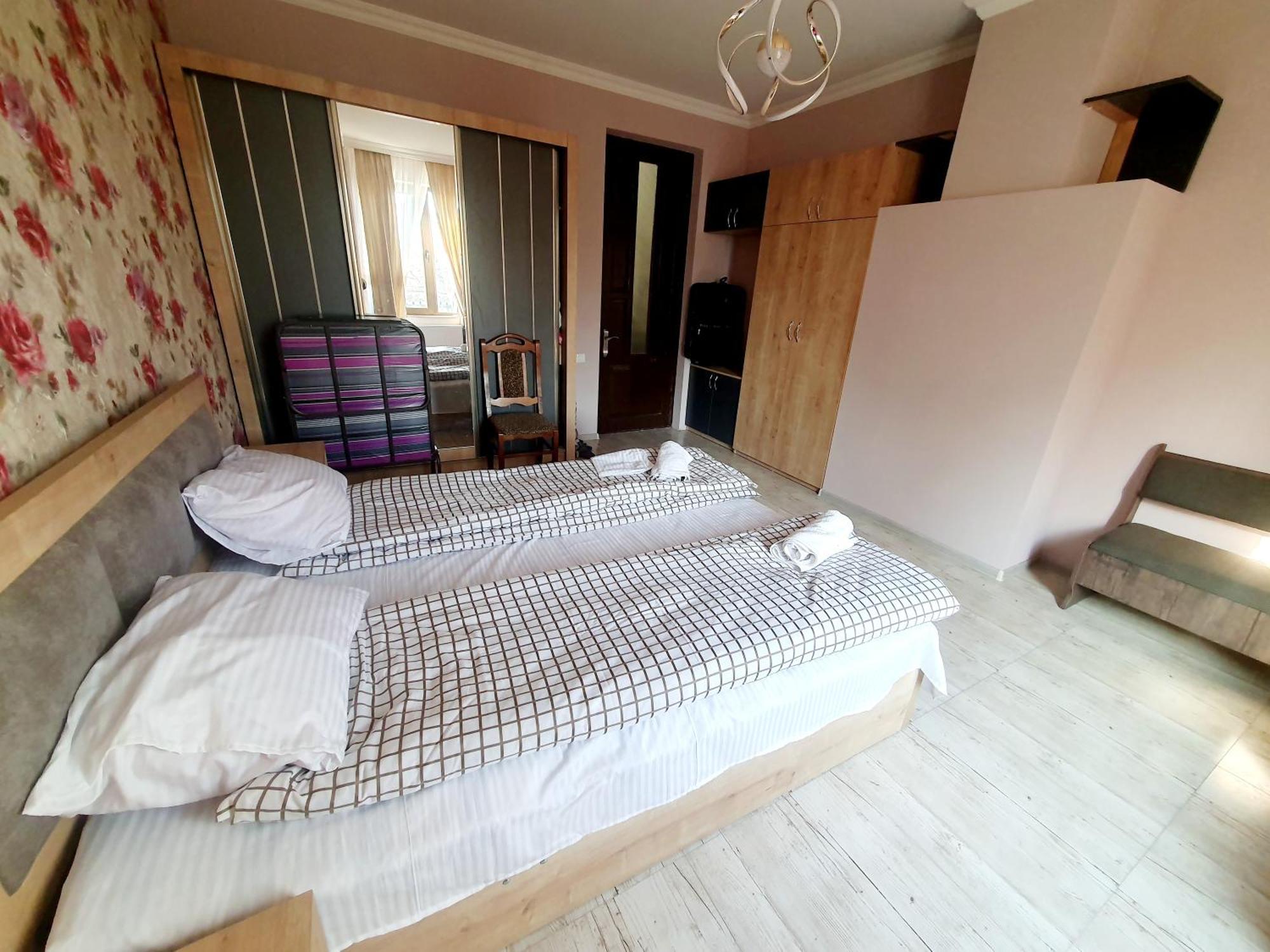 Rustavi Guest House Buitenkant foto